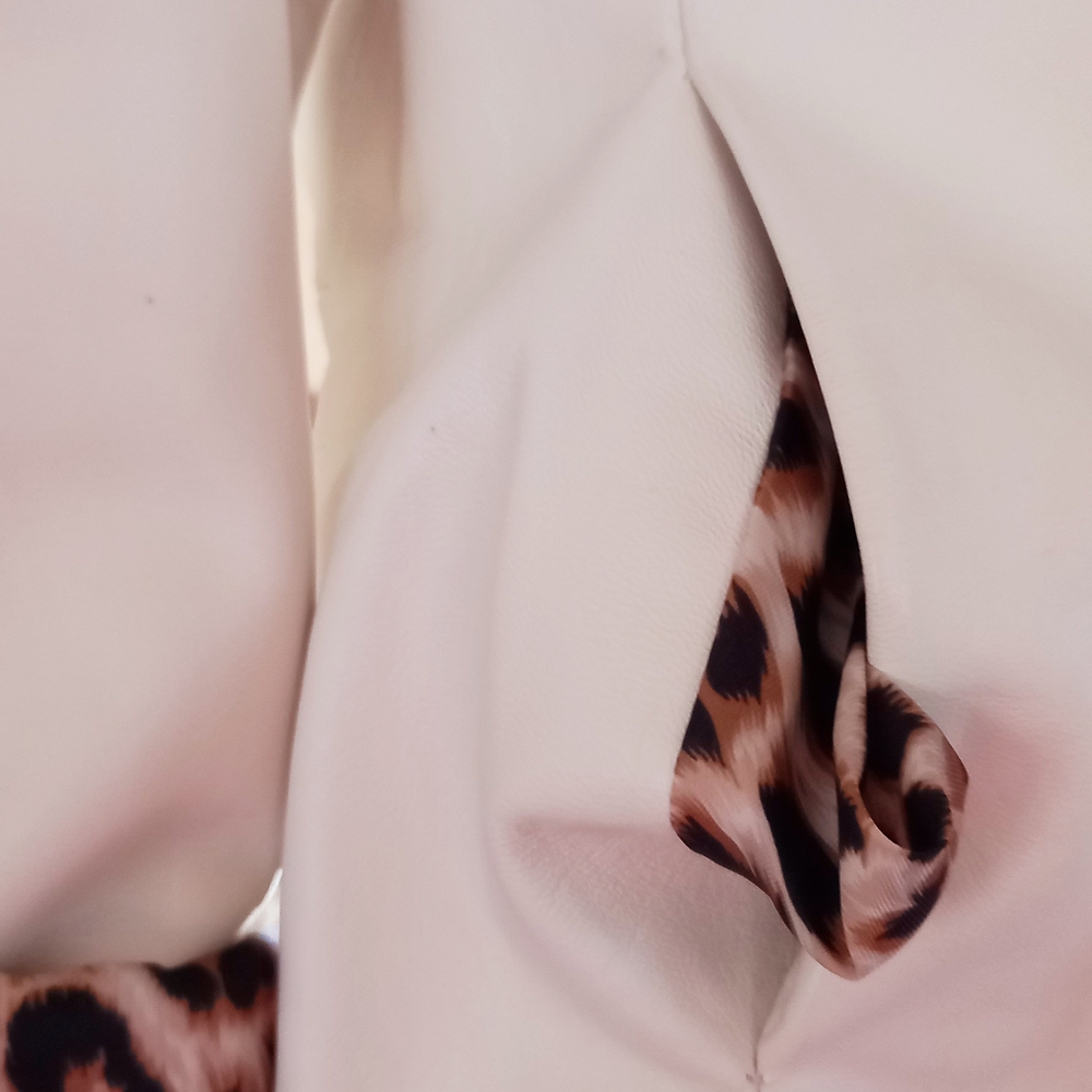 leather& Leopard Jacketđ - Picture 6 of 7